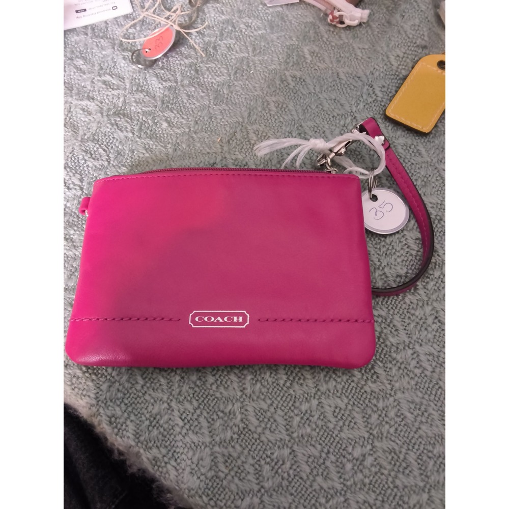35. Coach Magenta Pink Leather Wristlet Zip Top Pouch Wallet Silver Logo